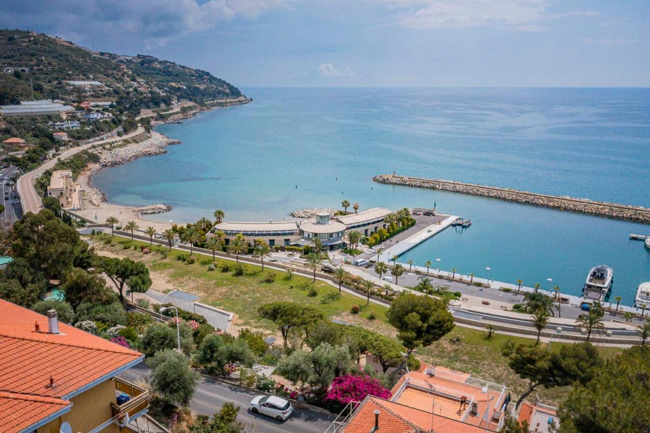 Casa Stella San Lorenzo al Mare Exterior foto